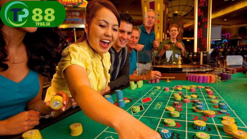 Nhà cái X8BET cá cược trực tuyến uy tín 2025 7 Nhà cái X8BET thu hút người chơi với thưởng lớn mỗi ngày